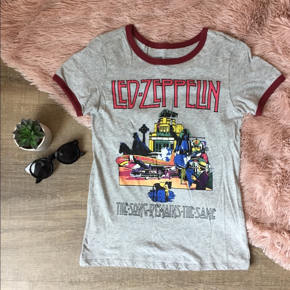 Led Zeppelin band graphic tee••